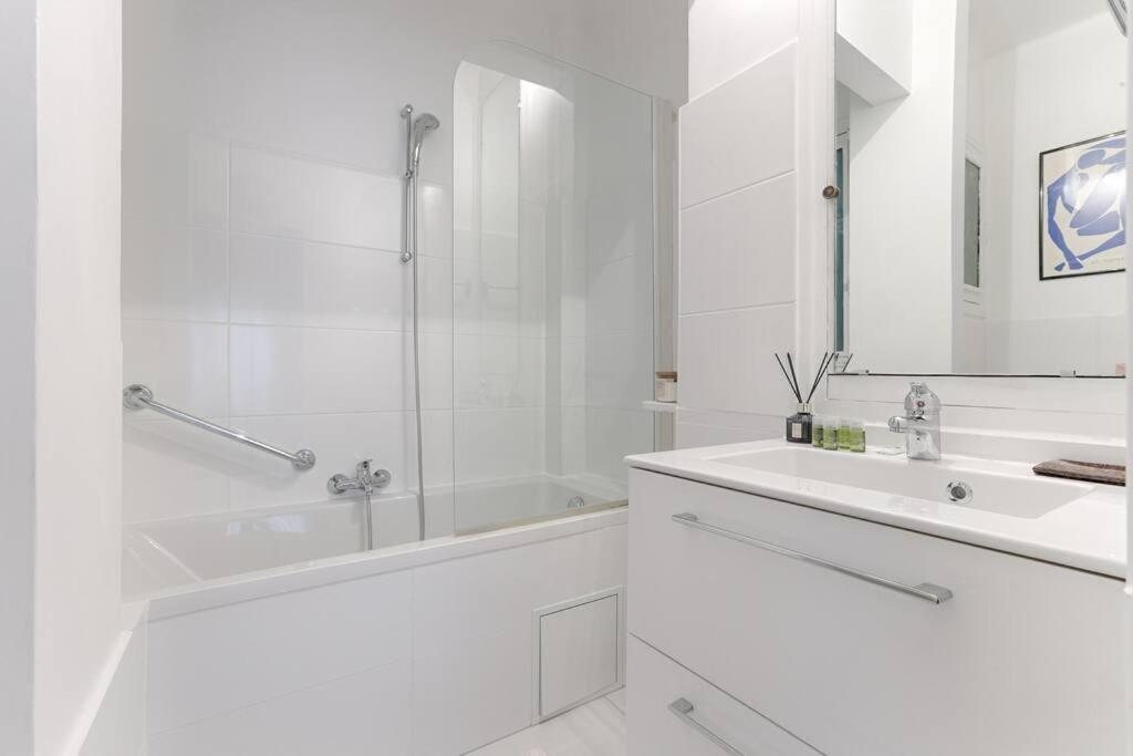 Matignon Saint-Honore : Magnifique Appartement 1Br Paris Exterior foto